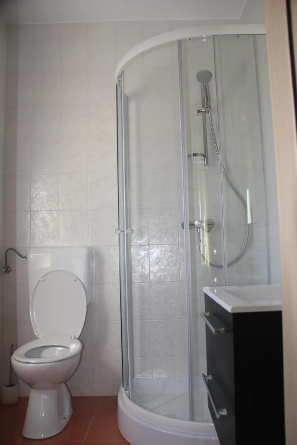 Apartment Mia Vinkuran Luaran gambar
