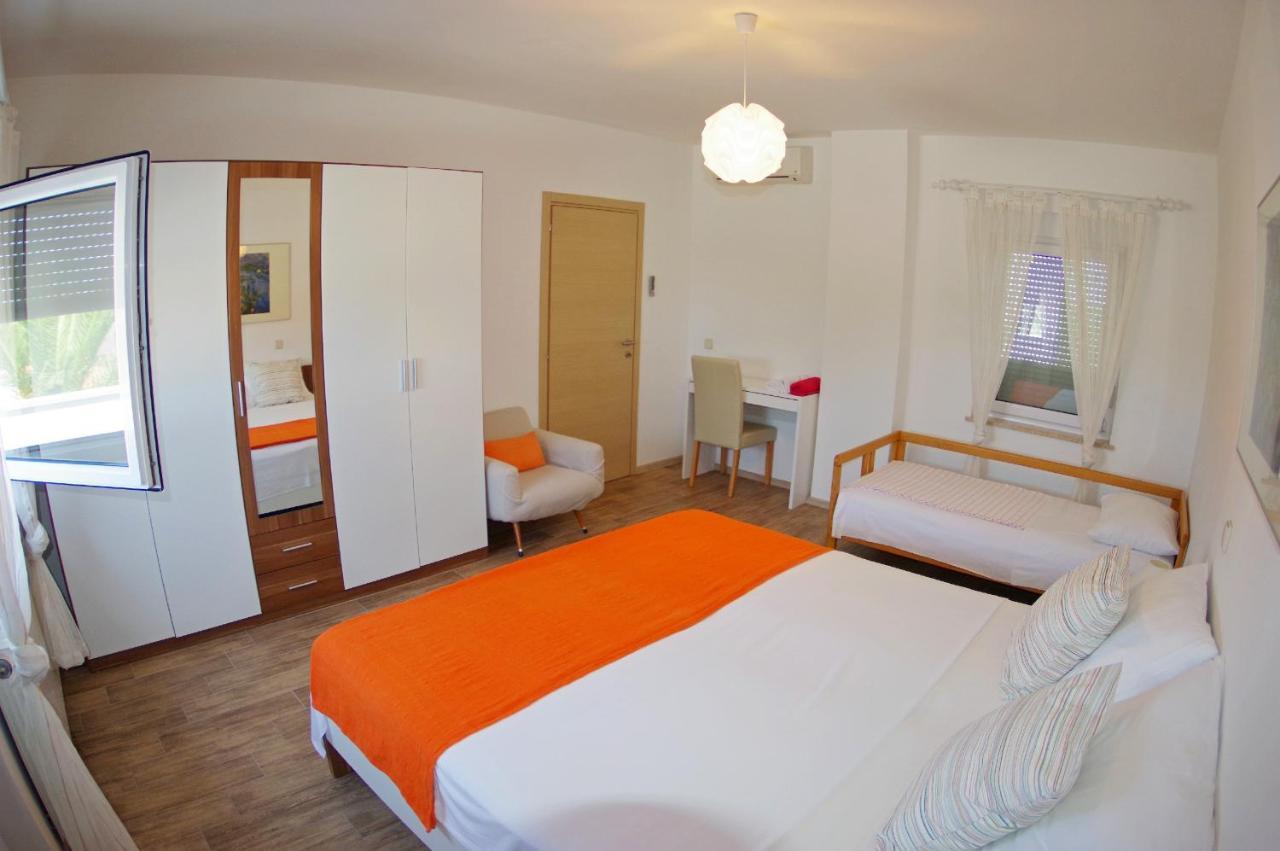 Apartment Mia Vinkuran Luaran gambar