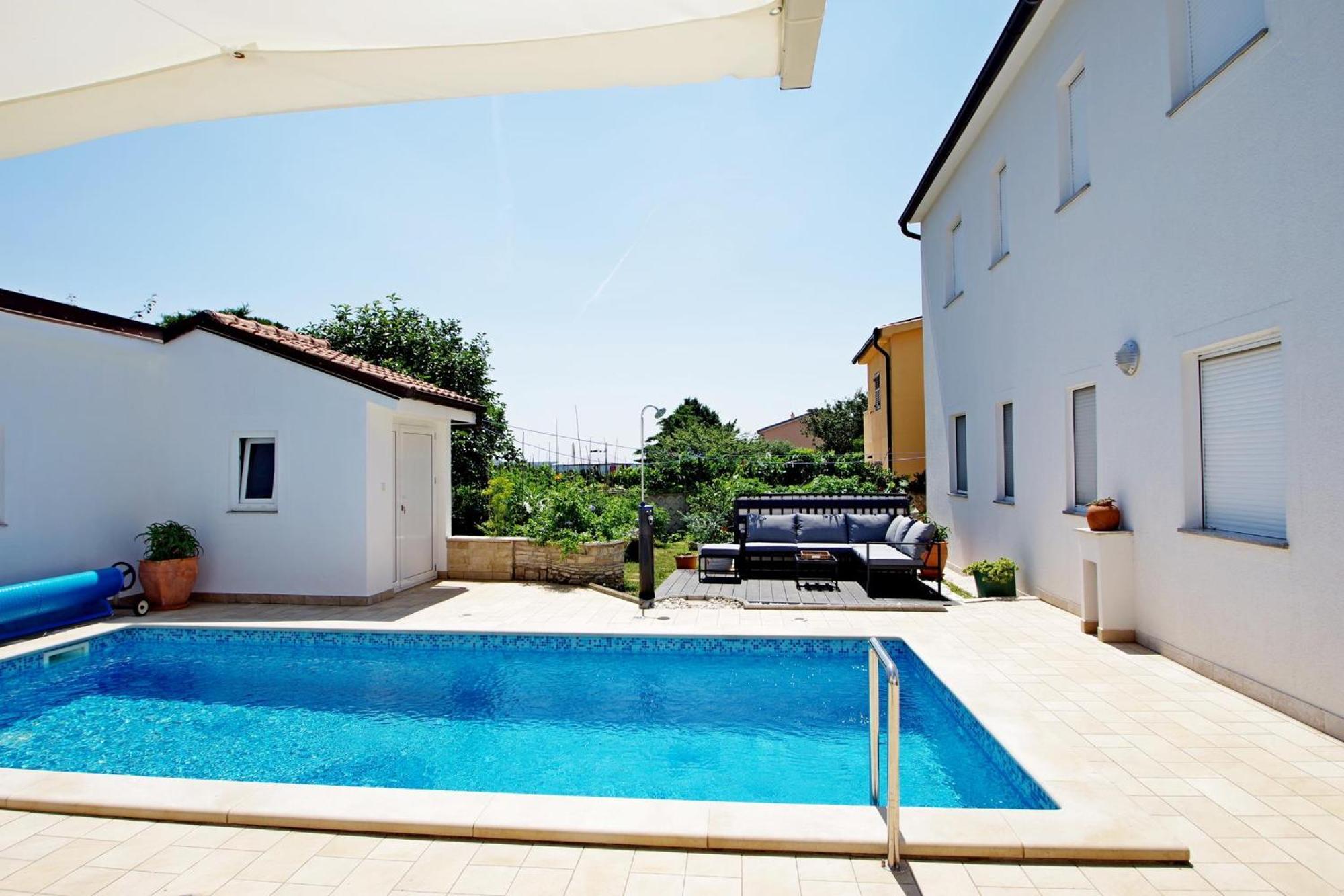 Apartment Mia Vinkuran Luaran gambar